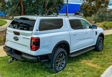 Preview: Hardtop mit elektrisch angesteuerten aufklappbaren Seitenscheiben + Heckscheibe, kabinenhoch, in Wagenfarbe lackiert für Ford Ranger RAPTOR Doppelkabiner, Modell 2023